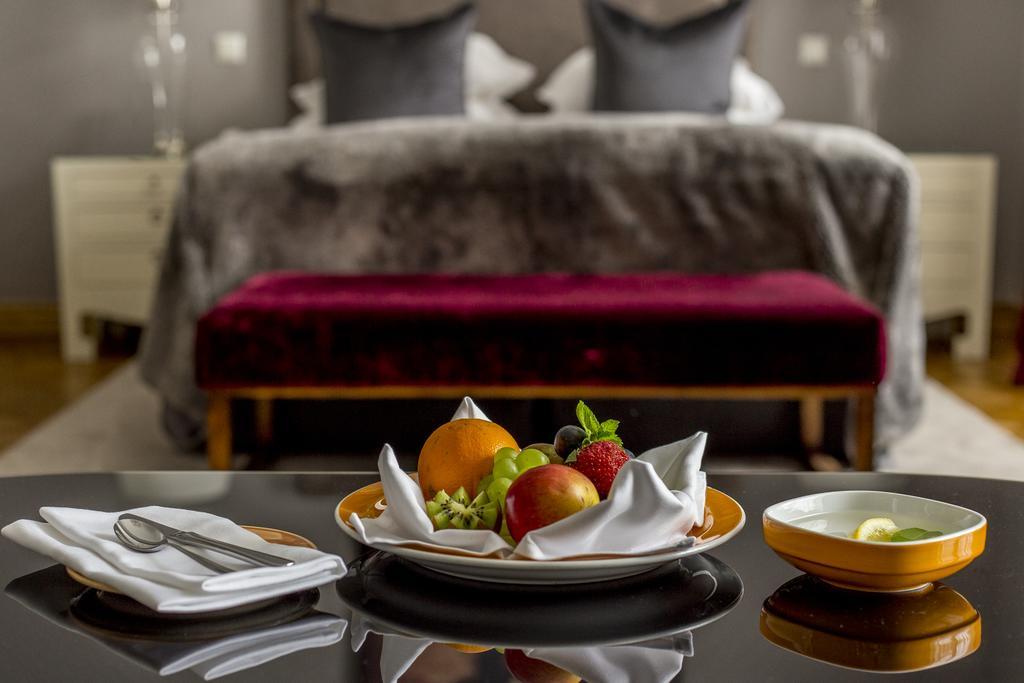 St. Petersbourg Hotel - Small Luxury Hotels Of The World Tallinn Luaran gambar
