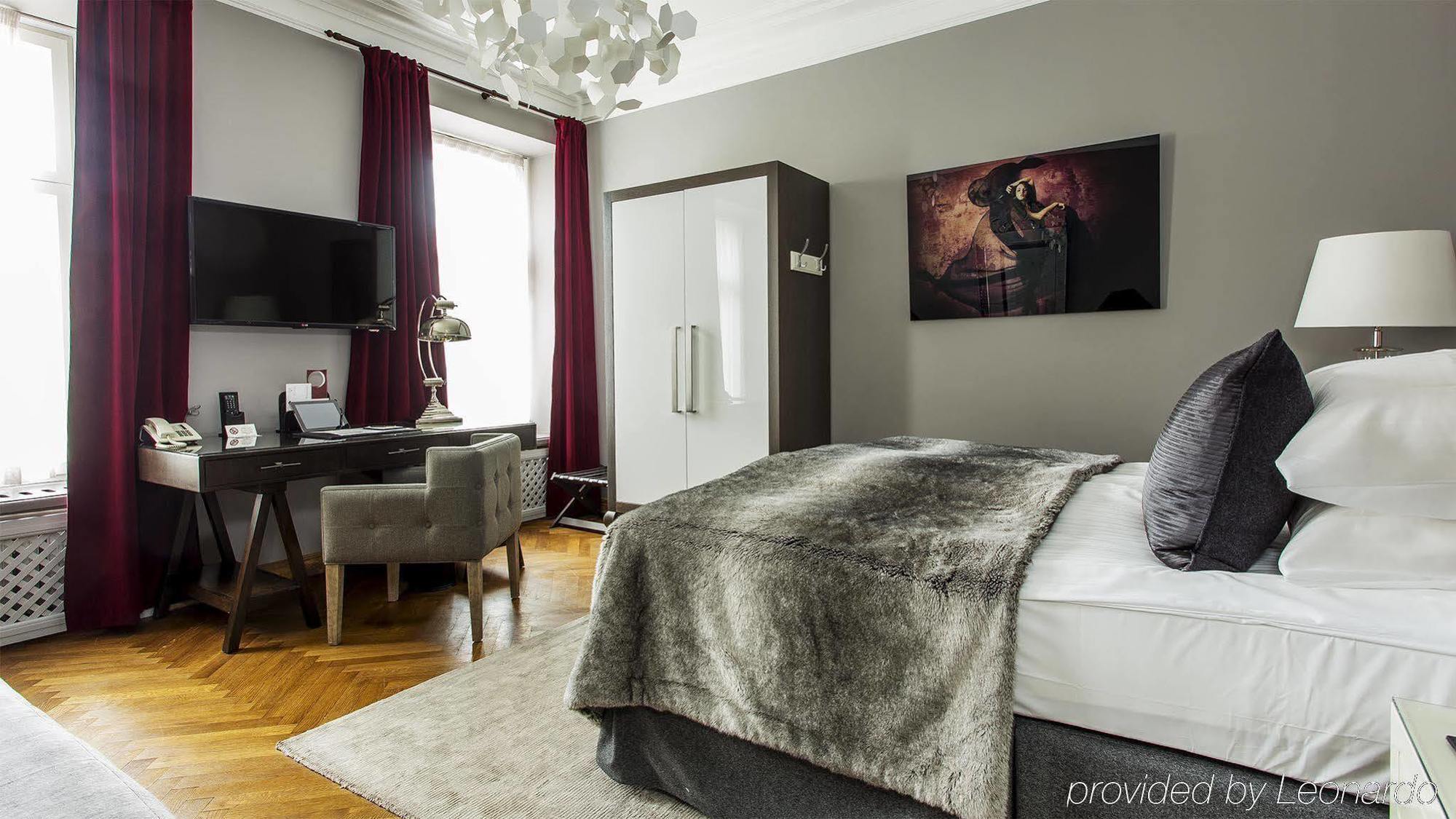 St. Petersbourg Hotel - Small Luxury Hotels Of The World Tallinn Luaran gambar