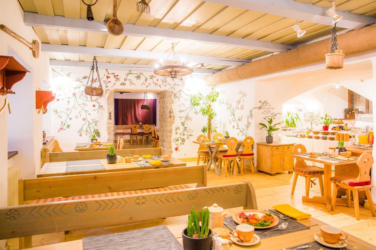 St. Petersbourg Hotel - Small Luxury Hotels Of The World Tallinn Luaran gambar